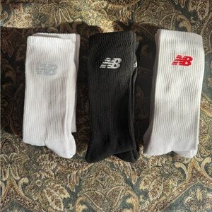New 6 Pair Of New Balance Socks Size 8-12.5